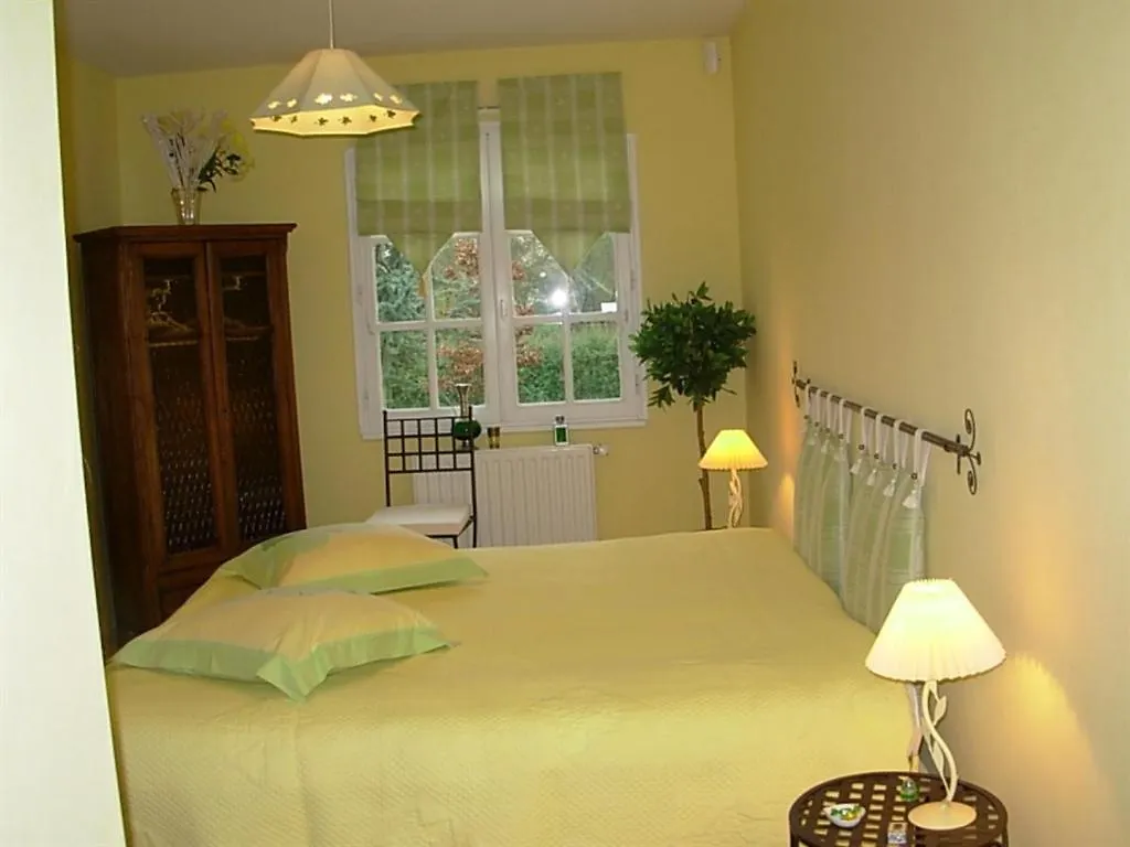 Le Sens Des Hotes Bed & Breakfast 3*, Sens-de-Bretagne